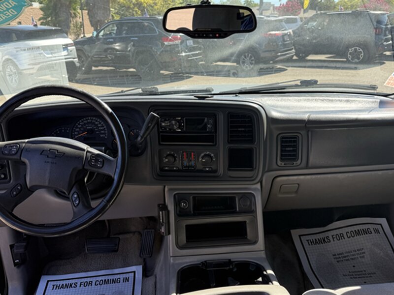 Used 2004 Chevrolet Suburban LS w/ Preferred Equipment Group AWD/4WD image 8
