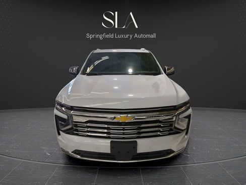 Used 2025 Chevrolet Tahoe High Country w/ Sun And Tow Package AWD/4WD image 2