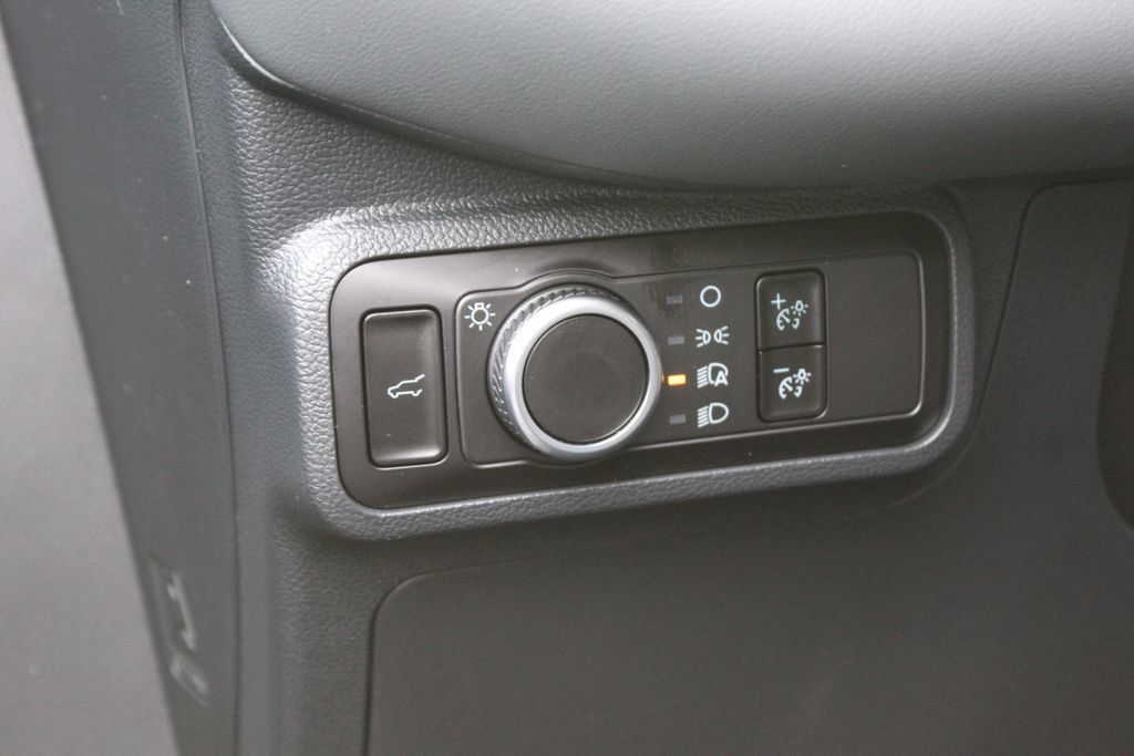 New 2026 Ford Explorer Active AWD/4WD image 24