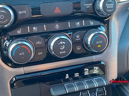 Used 2022 RAM 1500 Limited image 23