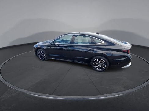Used 2025 Hyundai Sonata SEL FWD image 6