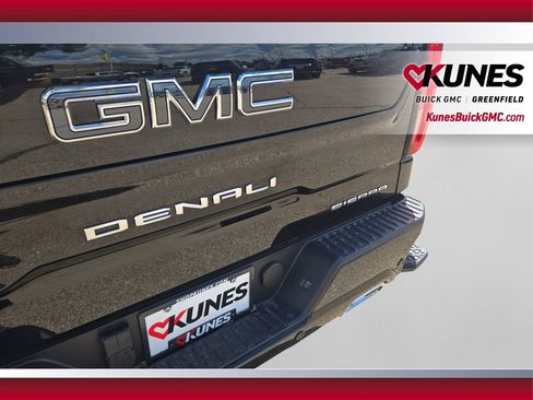 New 2026 GMC Sierra 1500 Denali Ultimate AWD/4WD image 10