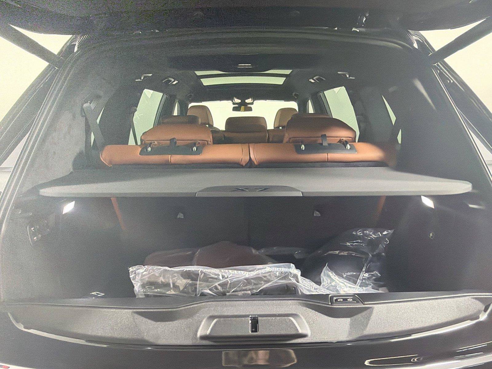 New 2027 BMW X7 xDrive40i AWD/4WD image 26