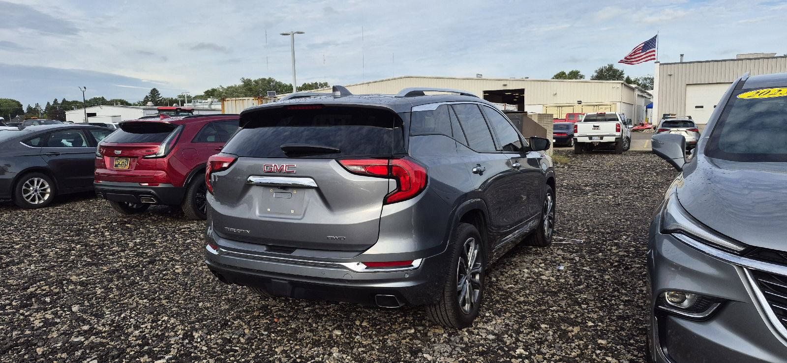 Used 2019 GMC Terrain Denali AWD/4WD image 3