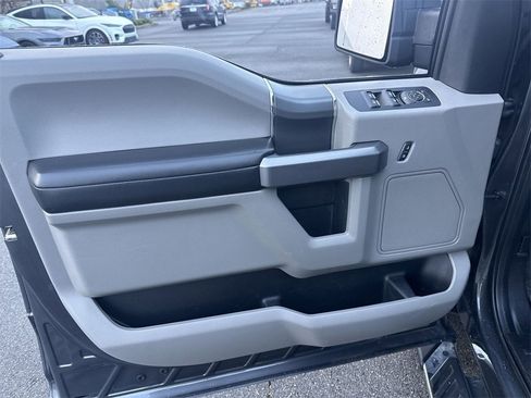 Used 2019 Ford F150 XLT w/ Equipment Group 302A Luxury image 21