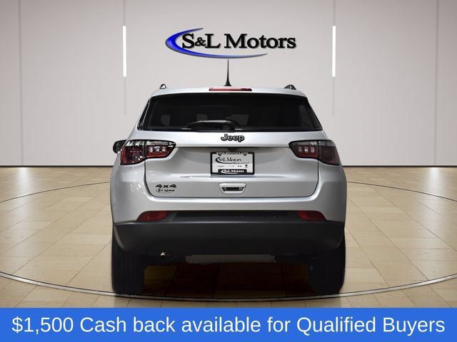 New 2026 Jeep Compass Latitude AWD/4WD image 10