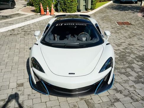 Used 2019 McLaren 600LT RWD image 5