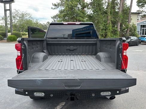 Used 2023 Chevrolet Silverado 2500 Custom w/ Gooseneck/5TH Wheel Package AWD/4WD image 32
