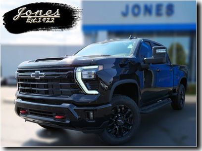 New 2025 Chevrolet Silverado 2500 LT w/ Trail Boss Package