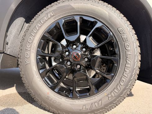 New 2026 Nissan Armada PRO-4X w/ Captain's Chari Seat Package image 18