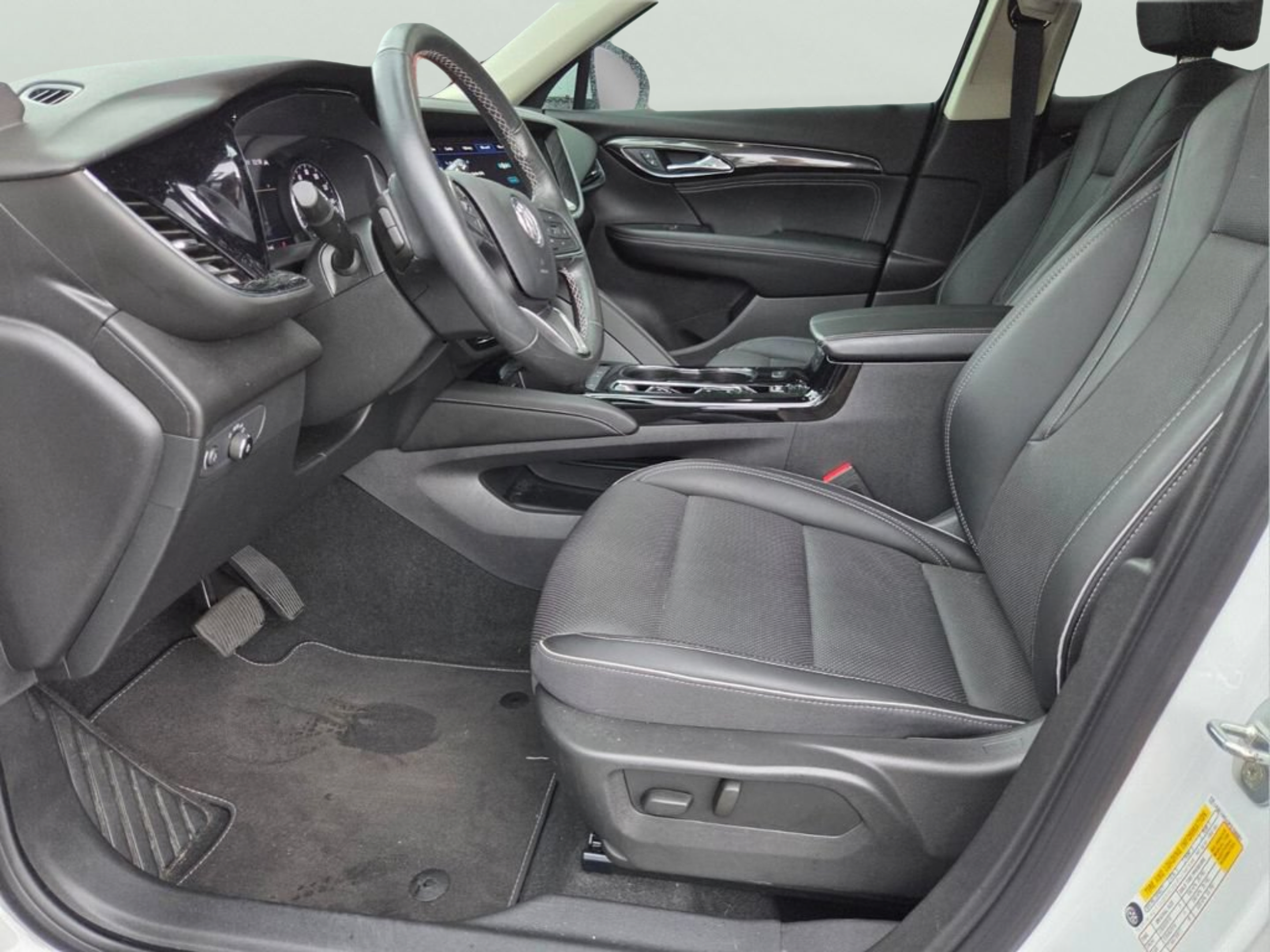 Used 2023 Buick Envision Essence FWD image 9