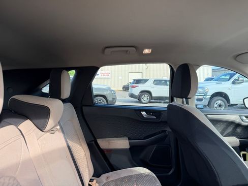 Used 2020 Ford Escape SE FWD image 7