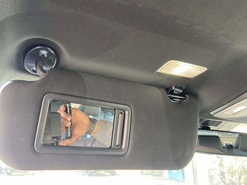 Used 2025 Toyota Camry SE w/ Multimedia Upgrade Package image 33