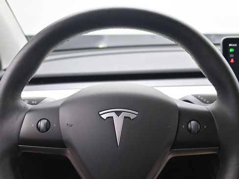Used 2023 Tesla Model Y Performance AWD/4WD image 11