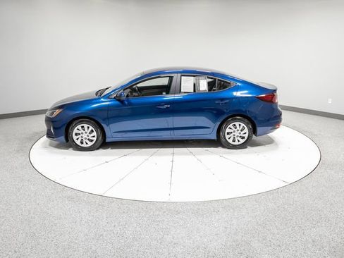 Used 2020 Hyundai Elantra SE FWD image 32