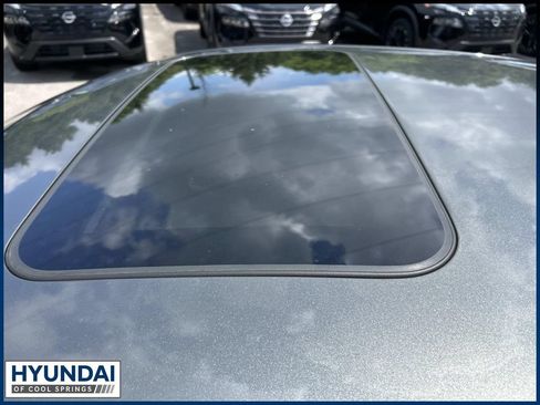 New 2026 Hyundai Elantra Limited FWD image 12