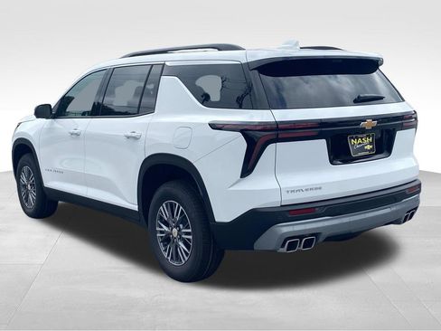 New 2026 Chevrolet Traverse LT w/ Driver Confidence Package image 4