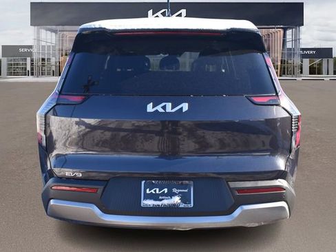New 2026 Kia EV9 Light image 5