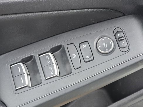 Used 2024 Honda Civic EX-L image 23