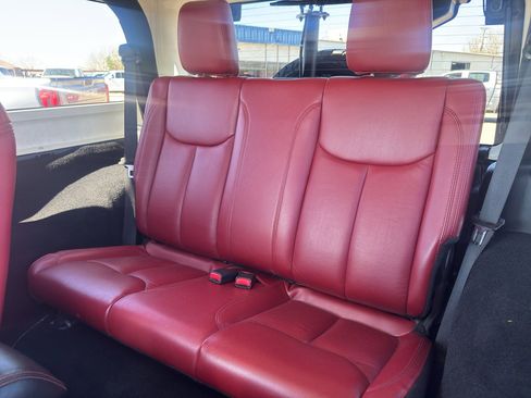 Used 2013 Jeep Wrangler Rubicon image 13