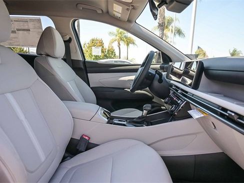 New 2026 Hyundai Tucson SEL image 18