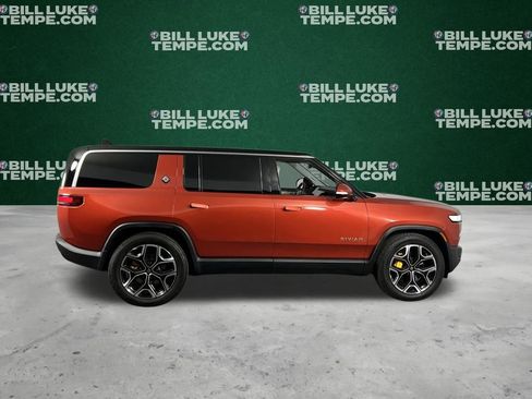 Used 2024 Rivian R1S Launch Edition image 3