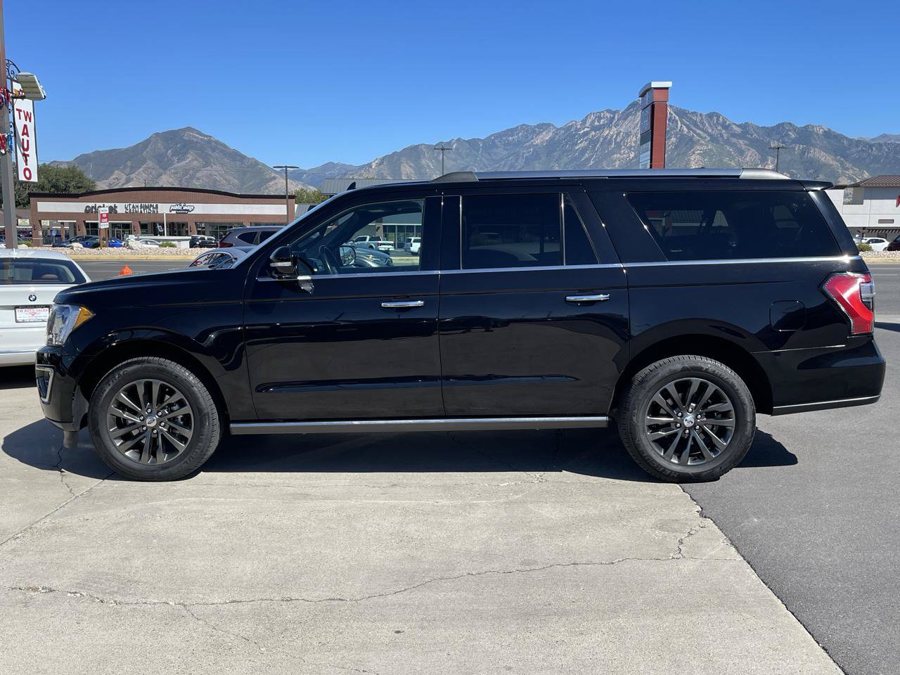 Used 2019 Ford Expedition Max Limited AWD/4WD image 8