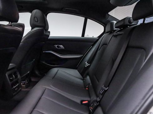 Certified 2022 BMW 330e w/ Convenience Package image 20