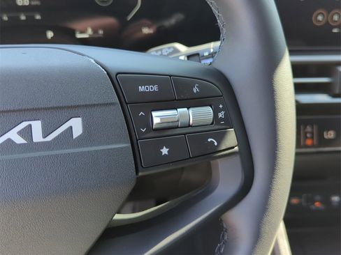 New 2026 Kia Sportage SX image 36