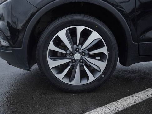 Used 2021 Buick Encore Preferred w/ Safety Package image 11