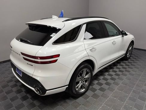 Used 2025 Genesis GV70 3.5T Sport AWD/4WD image 8