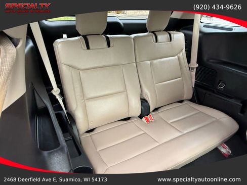 Used 2020 Ford Explorer XLT w/ Equipment Group 202A image 23