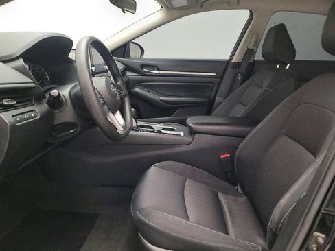 Used 2022 Nissan Altima 2.5 SV FWD image 17