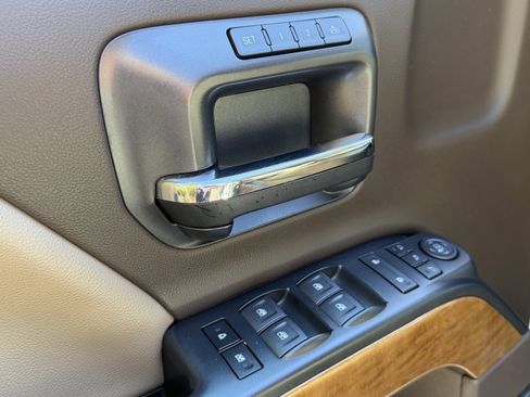 Used 2019 Chevrolet Silverado 3500 LTZ w/ Duramax Plus Package image 46