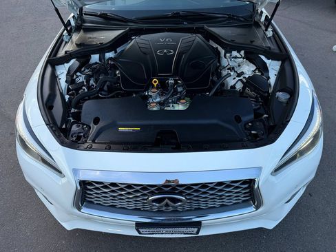 Used 2019 INFINITI Q50 Luxe w/ Essential Package (3.0T Luxe) AWD/4WD image 44