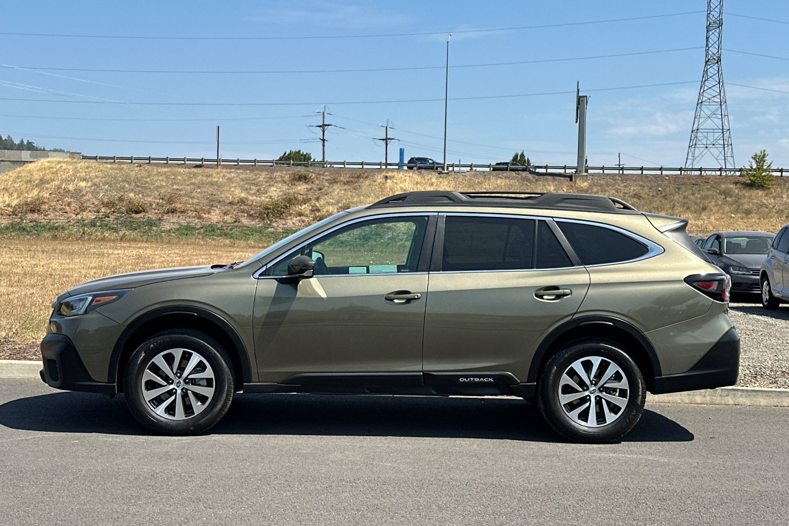 Used 2022 Subaru Outback Premium AWD/4WD image 6