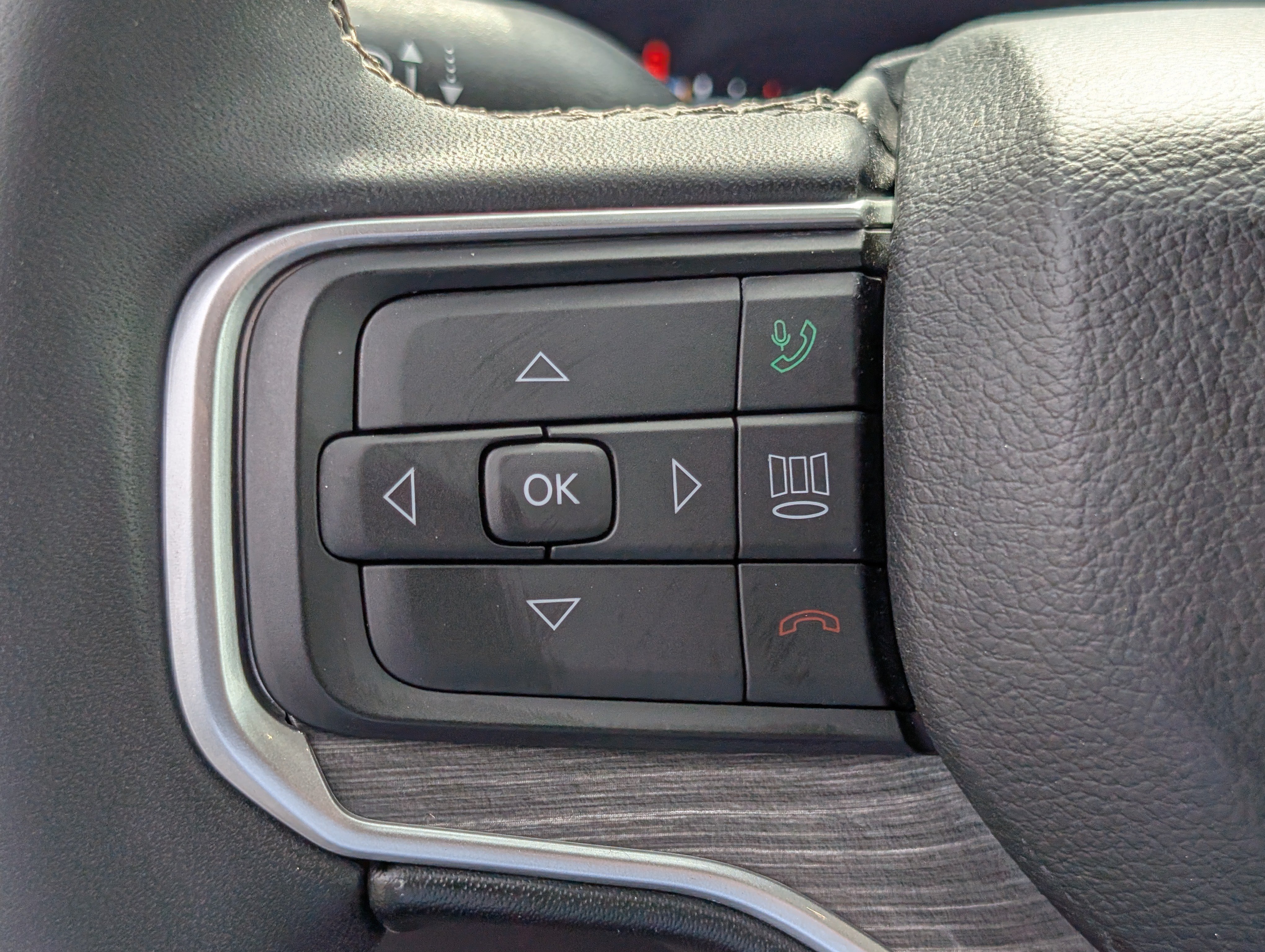 Used 2024 Jeep Wagoneer Series II AWD/4WD image 27