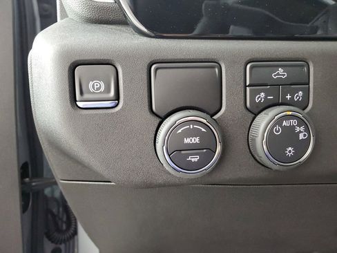 New 2025 Chevrolet Silverado 1500 LT image 24