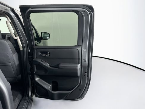 Used 2024 Nissan Frontier SV w/ Technology Package RWD image 29