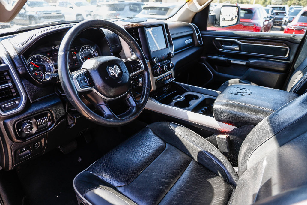 Used 2019 RAM 1500 Laramie AWD/4WD image 10