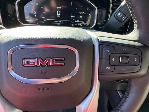 Used 2025 GMC Sierra 2500 SLT w/ SLT Premium Package image 27