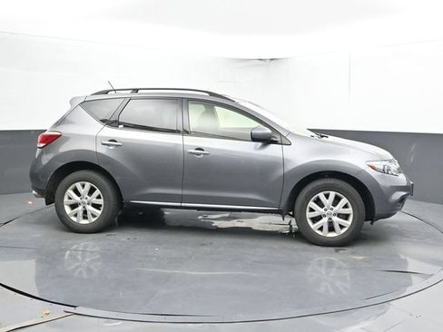 Used 2014 Nissan Murano SV w/ Value Package AWD/4WD image 3