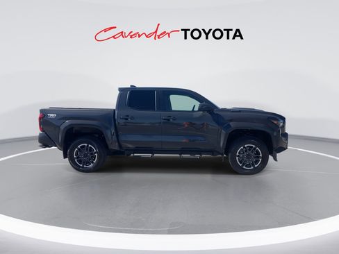 Used 2024 Toyota Tacoma TRD Sport image 9