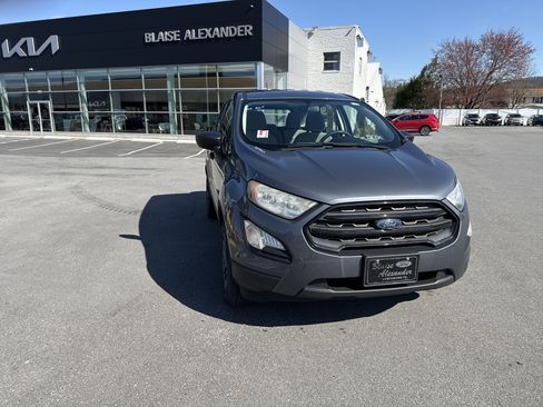 Used 2018 Ford EcoSport S image 1