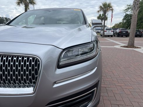 Used 2020 Lincoln Nautilus Reserve w/ Equipment Group 201A FWD image 6
