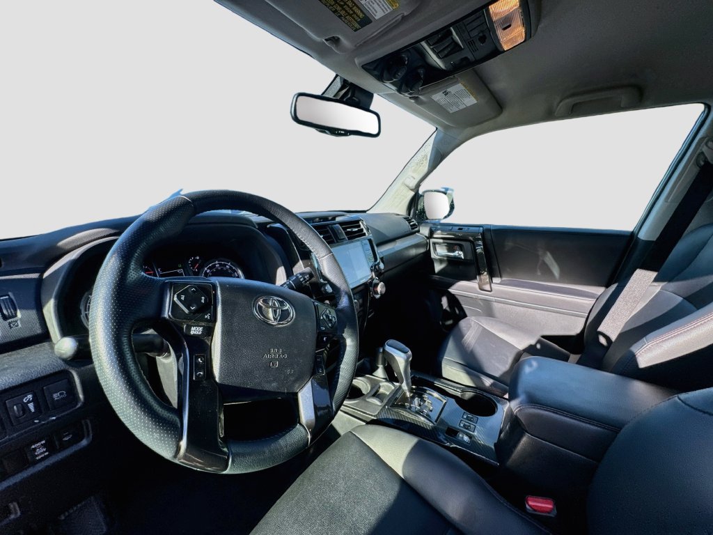 Used 2023 Toyota 4Runner TRD Off-Road Premium AWD/4WD image 9