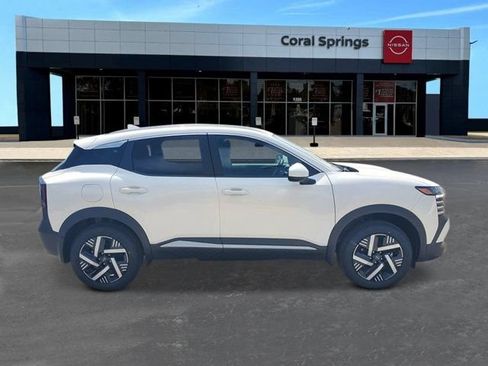 New 2026 Nissan Kicks SV w/ SV Premium Package FWD image 6