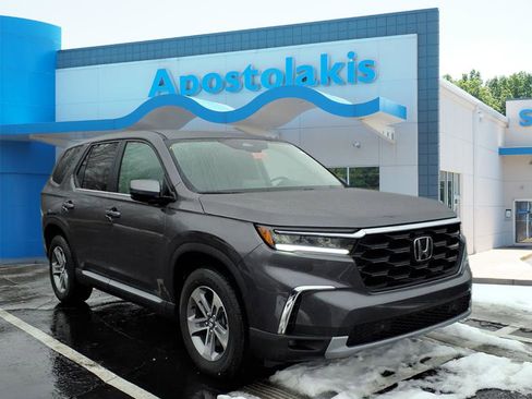 New 2025 Honda Pilot EX-L image 1