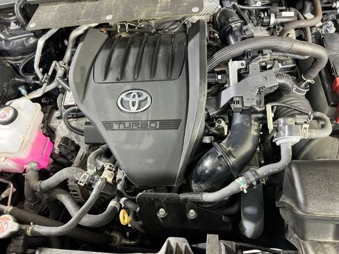Used 2023 Toyota Highlander Platinum AWD/4WD image 30