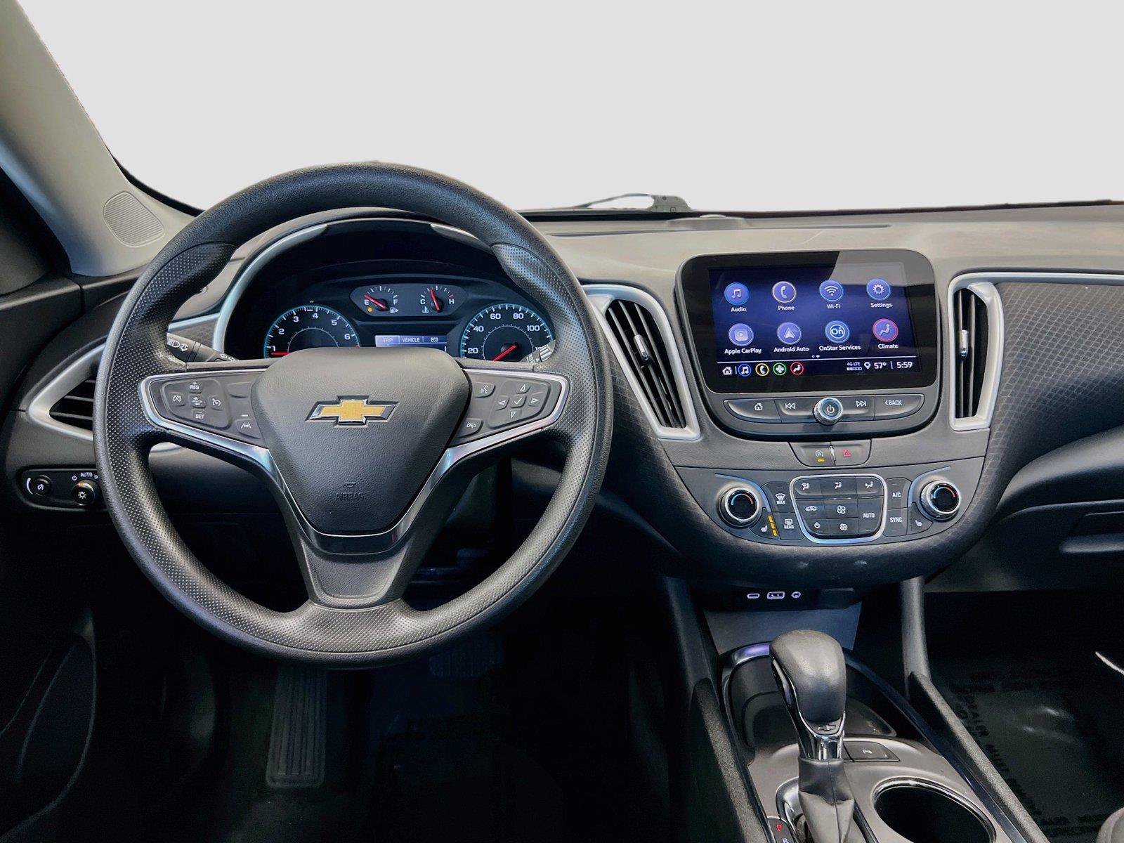 Used 2024 Chevrolet Malibu LT FWD image 2